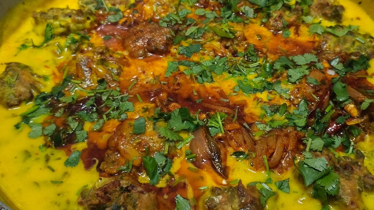 Holi special methi kadhi pakode | कढ़ी पकौड़े | Easy Recipe| Kamini kitchen 