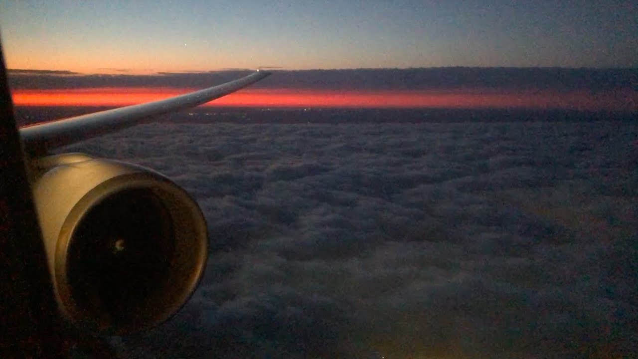 Turkish Boeing 777-300ER Lovely Evening Approach and Landing in Houston