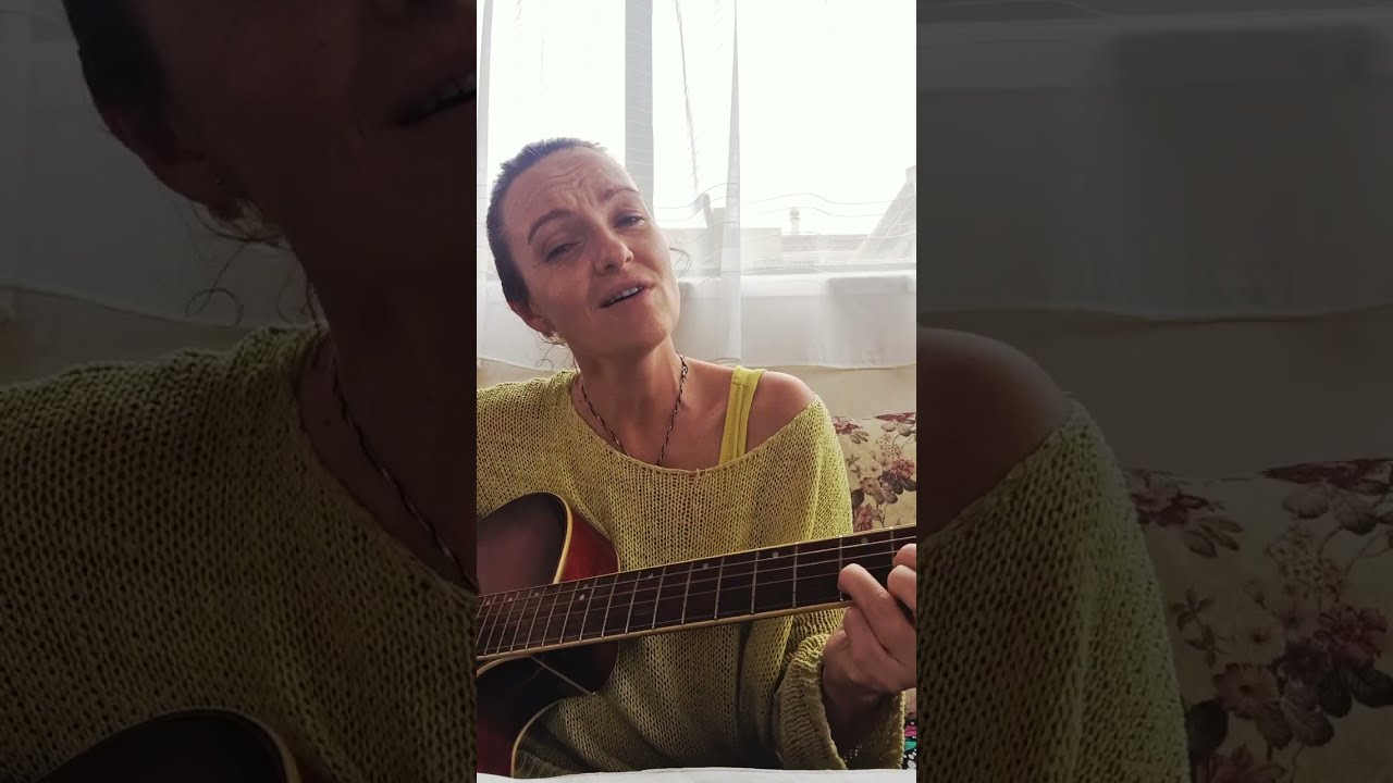 Pocałuj noc #coversong #song #guitar #love #lovesong #polskamuzyka #gitara #akustycznie 