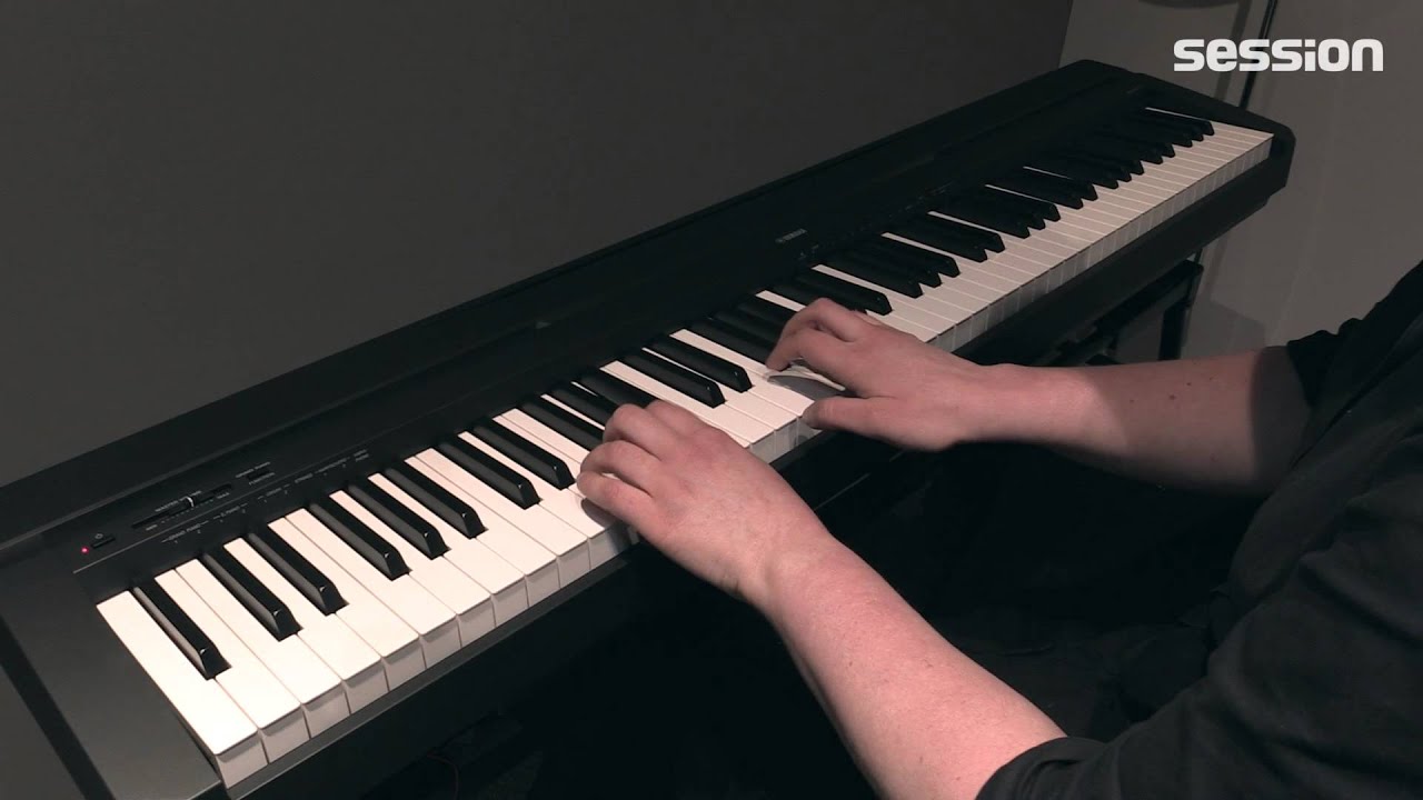 YAMAHA P-45 B