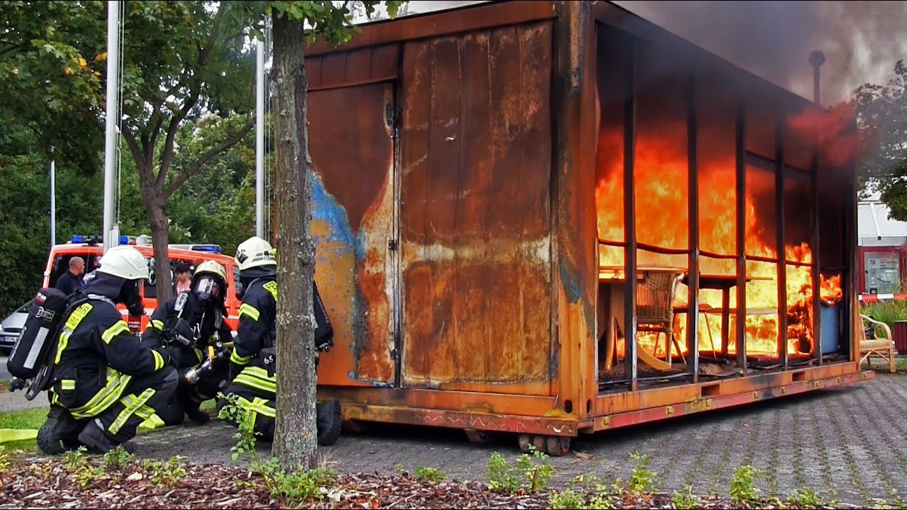 Tag der offenen Tür 2014 der Freiwilligen Feuerwehr Neu-Isenburg