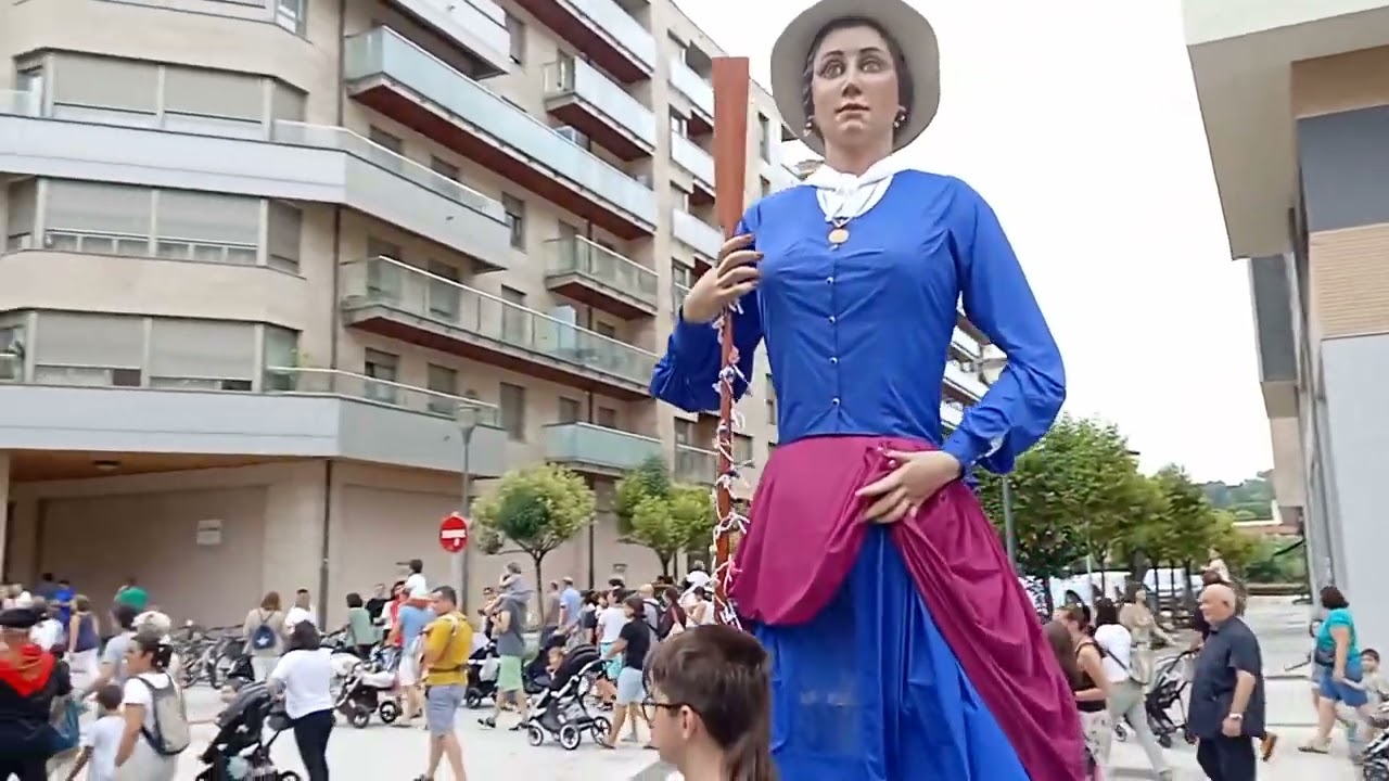 Pasacalles 1 de Itzurun en el día 3 de la Aste Nagusi de Donostia ~ 14/08/2023
