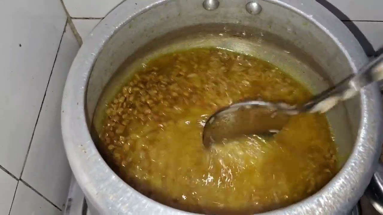 Methi ki Khichdi with egg 🥚 😋 😍 😆 