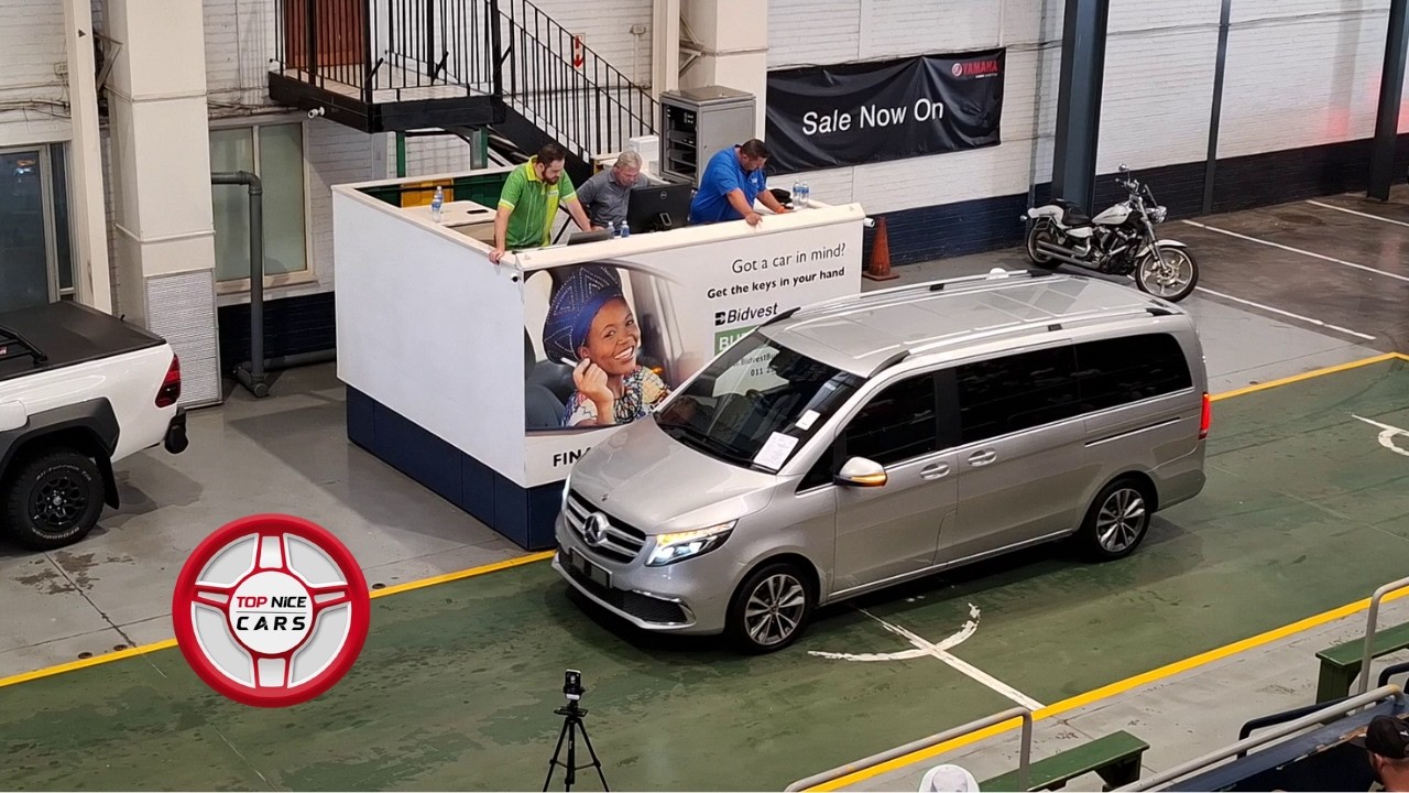 Mercedes Benz Auction | EQA, V-Class, GLB & C-Class