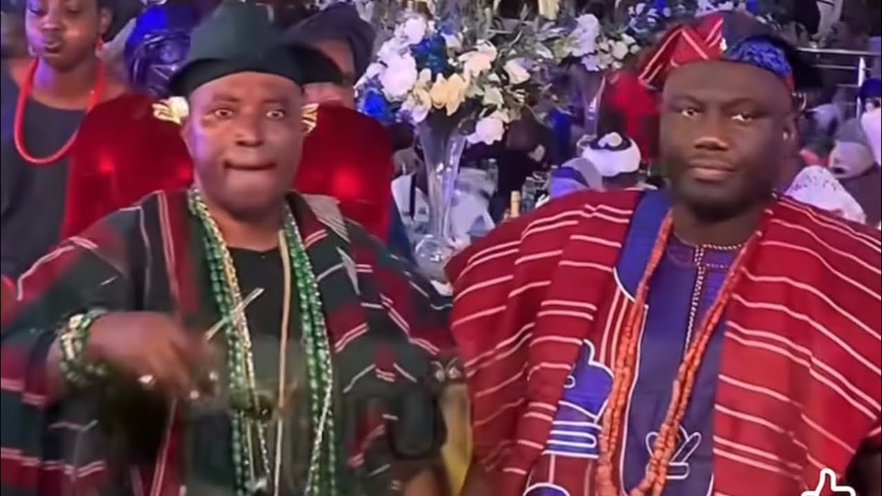 Iyalenu nla lohuntosele laarin oba oluwo ati alaafin oyo nigbati alaafin feekuro nibi ayeye 🔥❤️😍