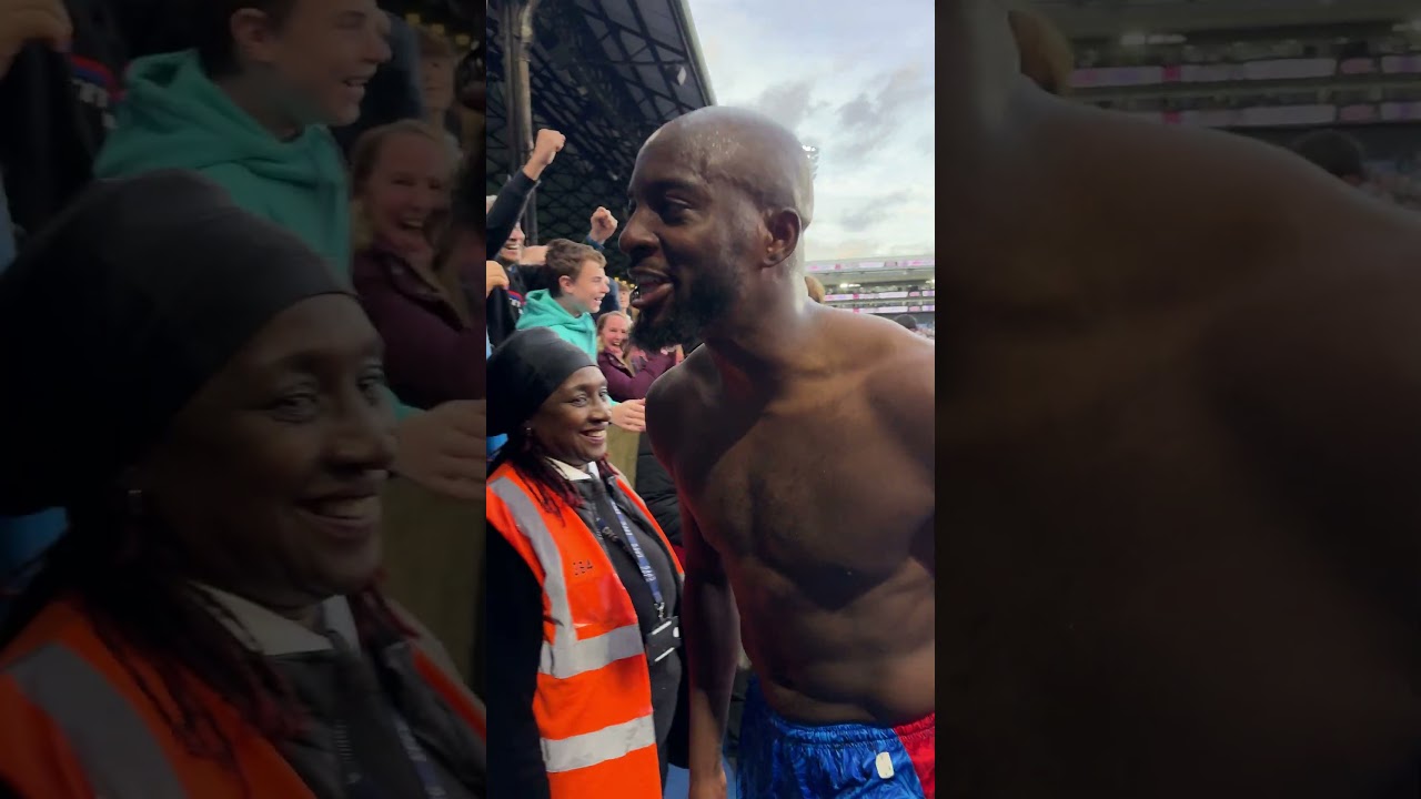 FANTASTIQUE&trade;️ | JP post-match celebrations against Tottenham #crystalpalace #premierleague #spurs