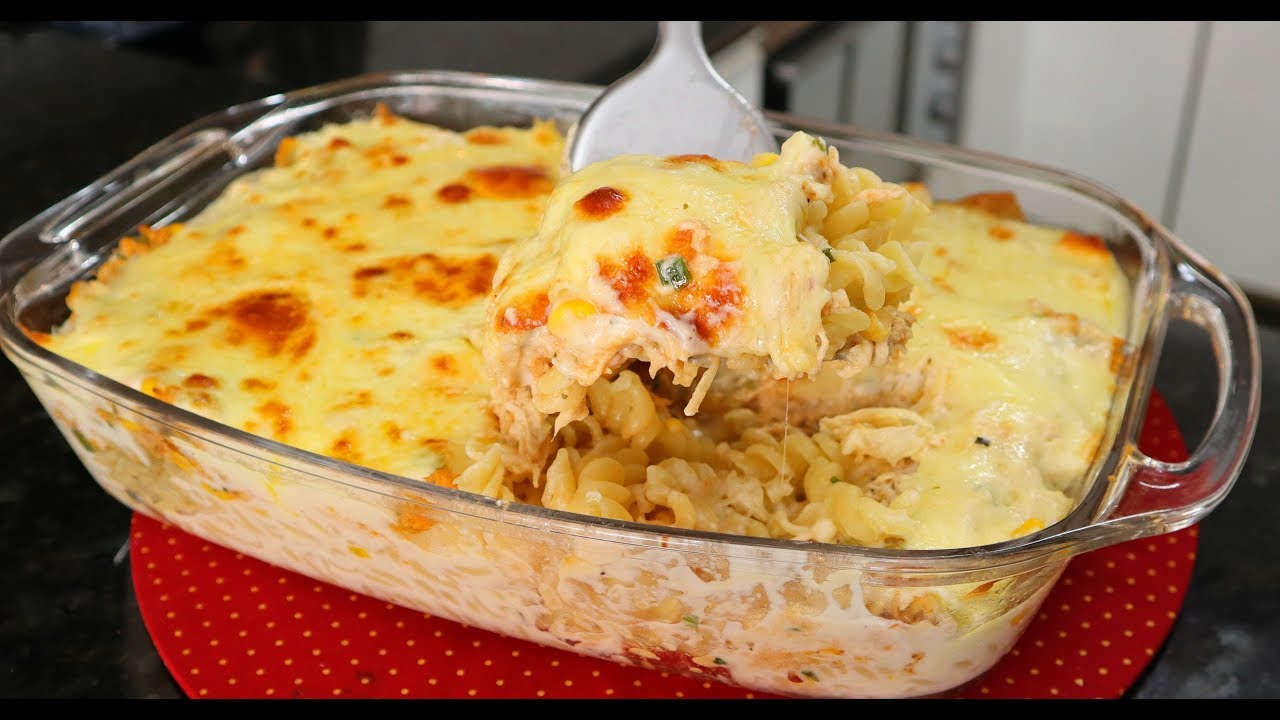 MACARRÃO COM FRANGO AO MOLHO BRANCO - ALMOÇO COMPLETO SIMPLES E FÁCIL