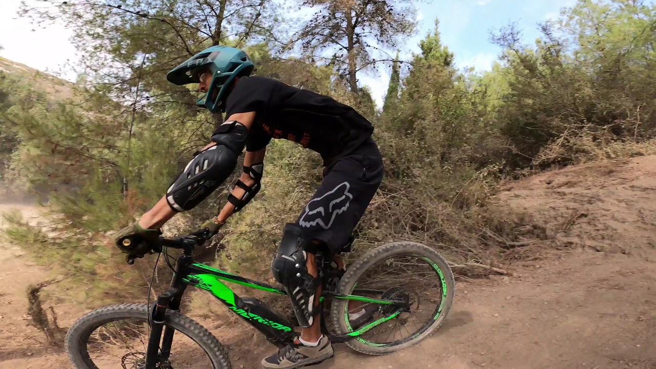 MTB DH bike trail best place in Israel mismar מסלולים הכי טובים בארץ קצת מכל מסלול במשמר העמק
