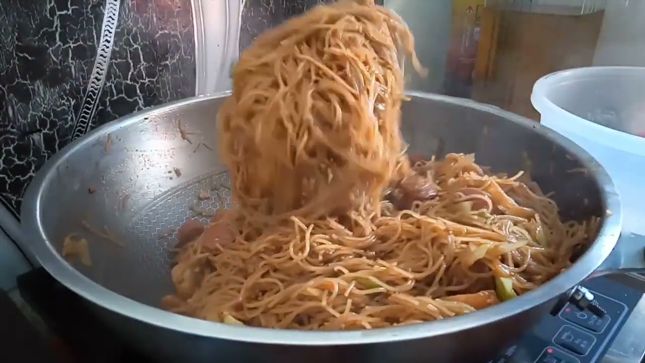 Masak bihun goreng//goreng sosej Dan tofu cheese//panaskan lauk semalam 