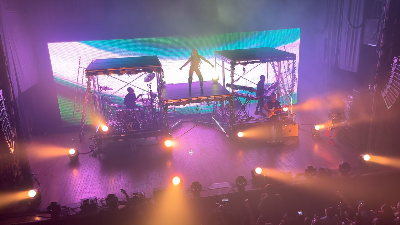 i can see the future [1st song] / X / small reminders / tinashe live @ house of blues houston, tx