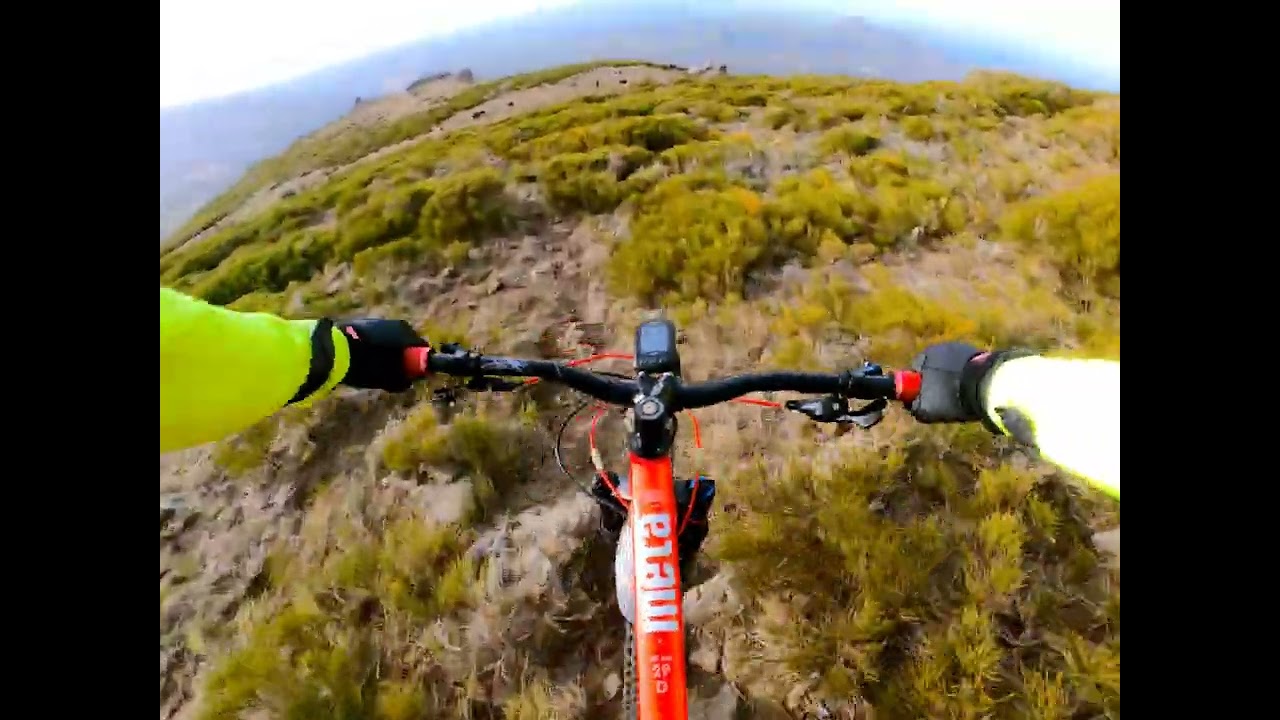 Bajada Enduro Virgen de la Covatilla - Garganta del Oso por el Colorino