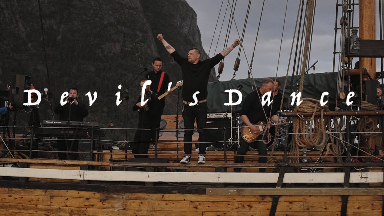 Ogras  - Hoist The Sails - Devil's Dance