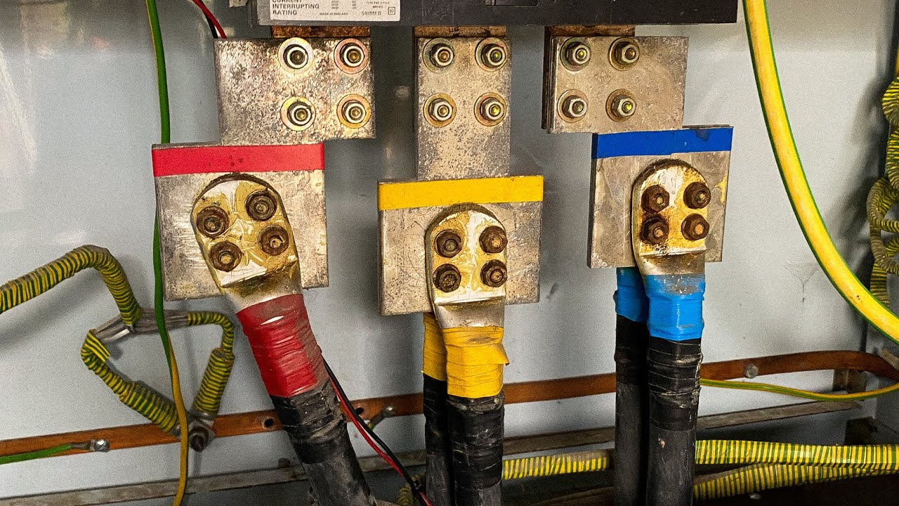 Working in a 2000A widow maker