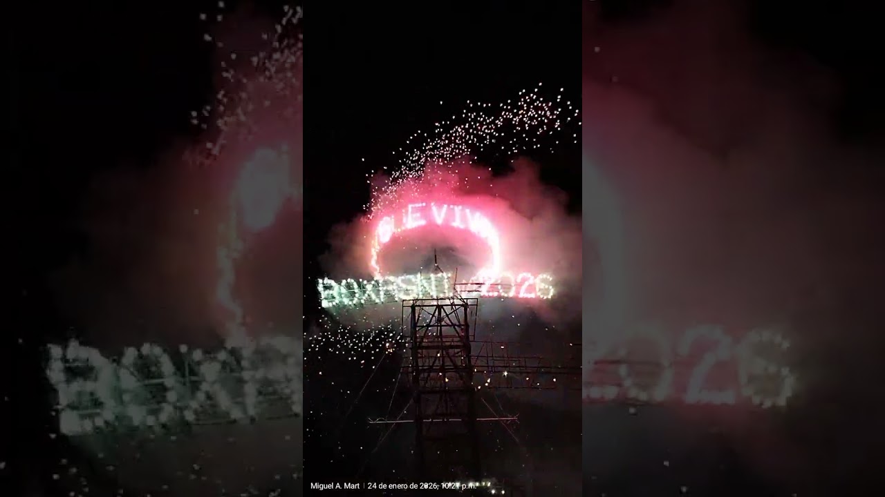 Quema de pirotecnia en la fiesta de enero en Boxasni Cadereyta 