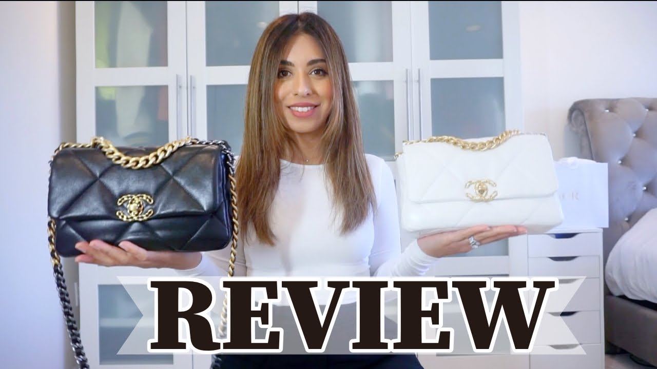 Chanel 19 REVIEW - wear and tear, what’s in my bag, lambskin versus goatskin