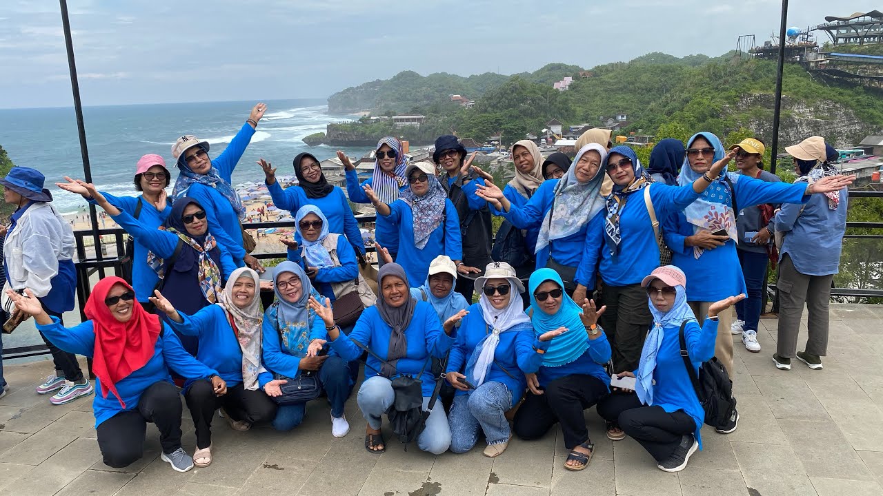 Bersama Ibu Ibu PKK Desa Pasung, Kec. Wedi, Kab. Klaten Go To Gunung Kidul