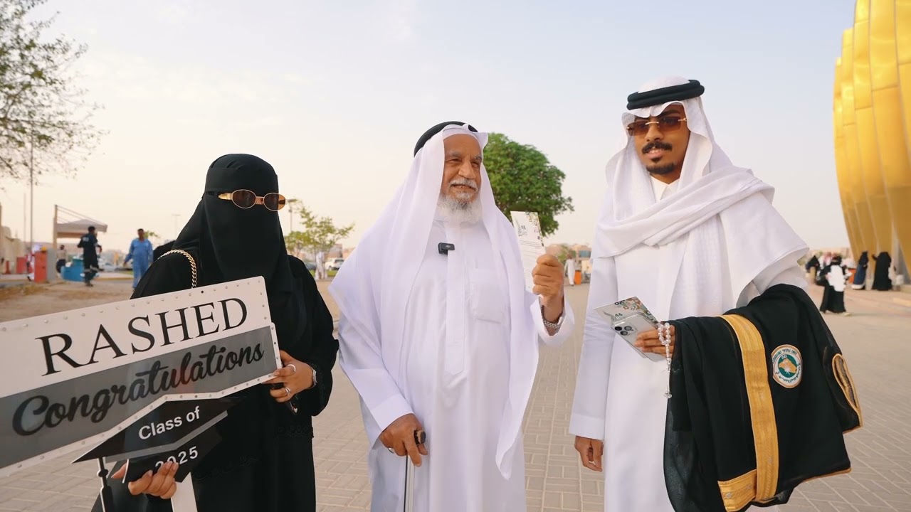 مشاعر أهالي الخريجين و الخريجات قبيل إنطلاق حفل التخرج 46