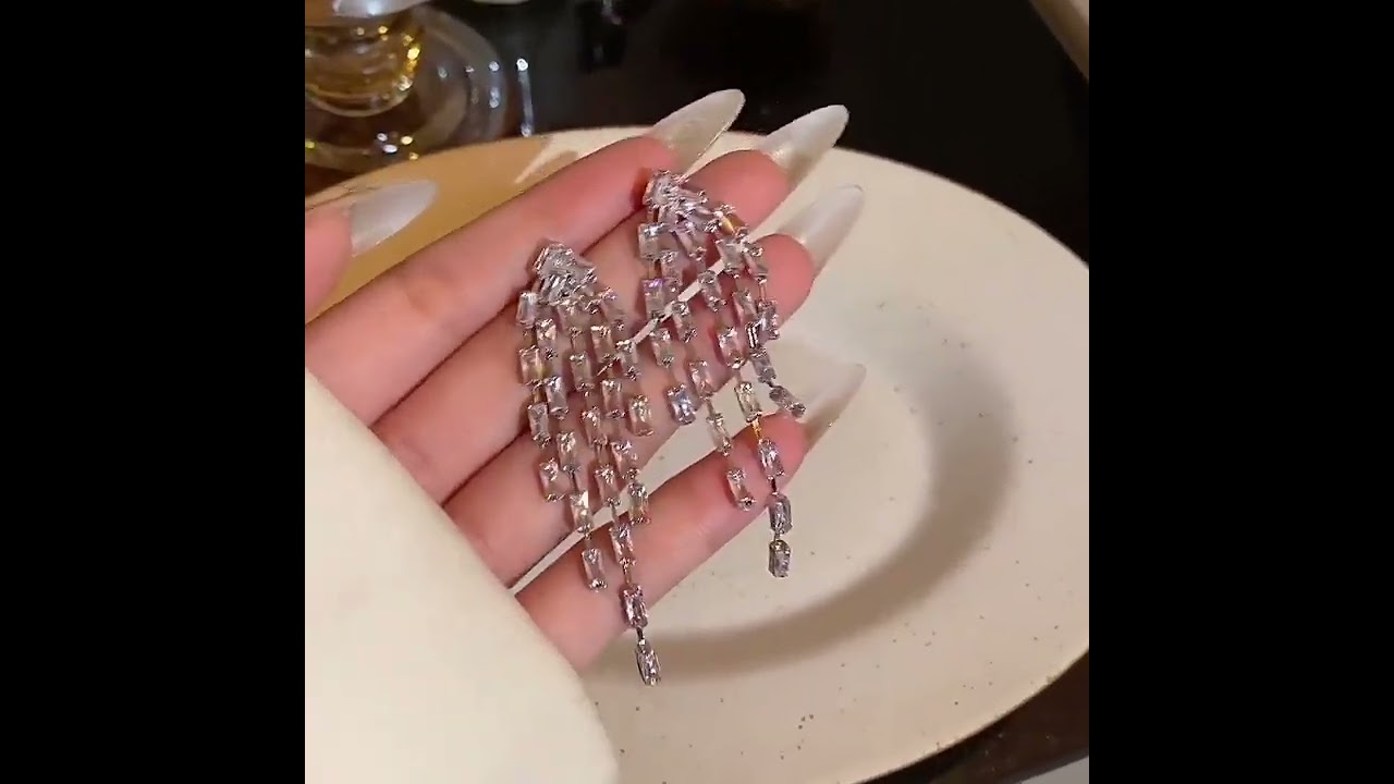 💎 Sparkling Zircon Tassel Earrings &ndash; Bulk Custom OEM