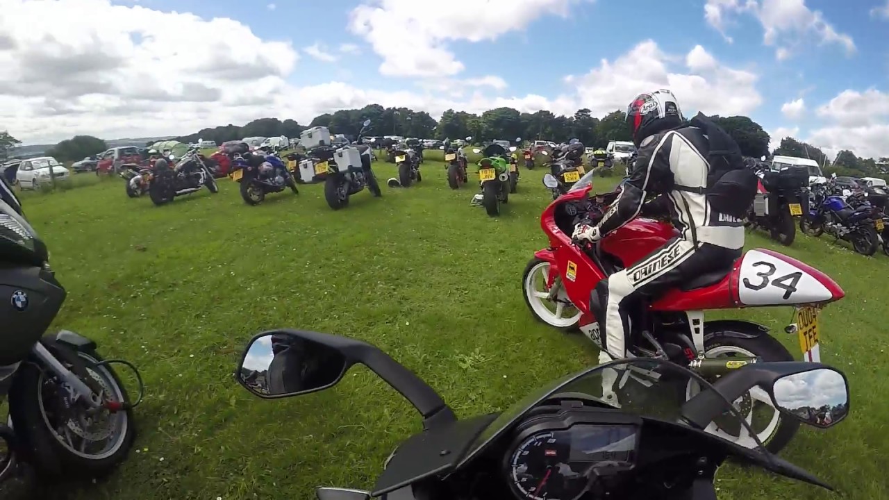 Trip to olivers mount road racing on an Aprilia RS4 125 and an Aprilia RS125