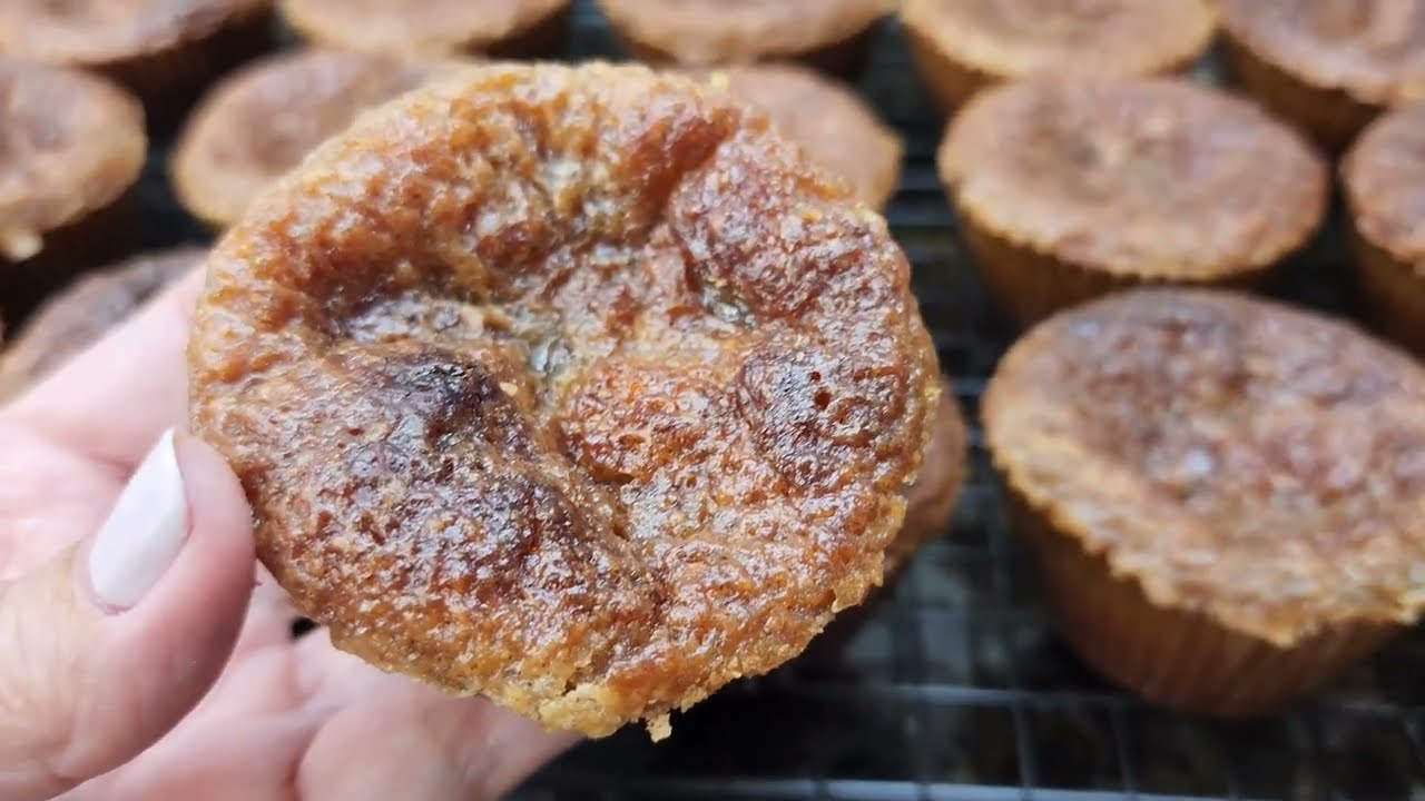 QUEIJADAS DE FEIJAO-PODE ACREDITAR SAO DELICIOSAS.