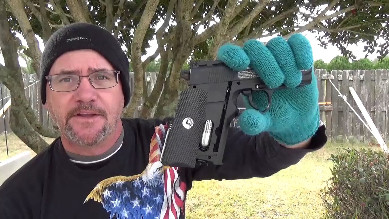 COLT DEFENDER by UMAREX Co2 BB ONLY