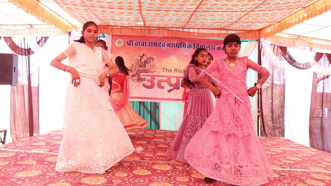 ##Aayo re mangal avasr aayo##  Alveera or karishama 