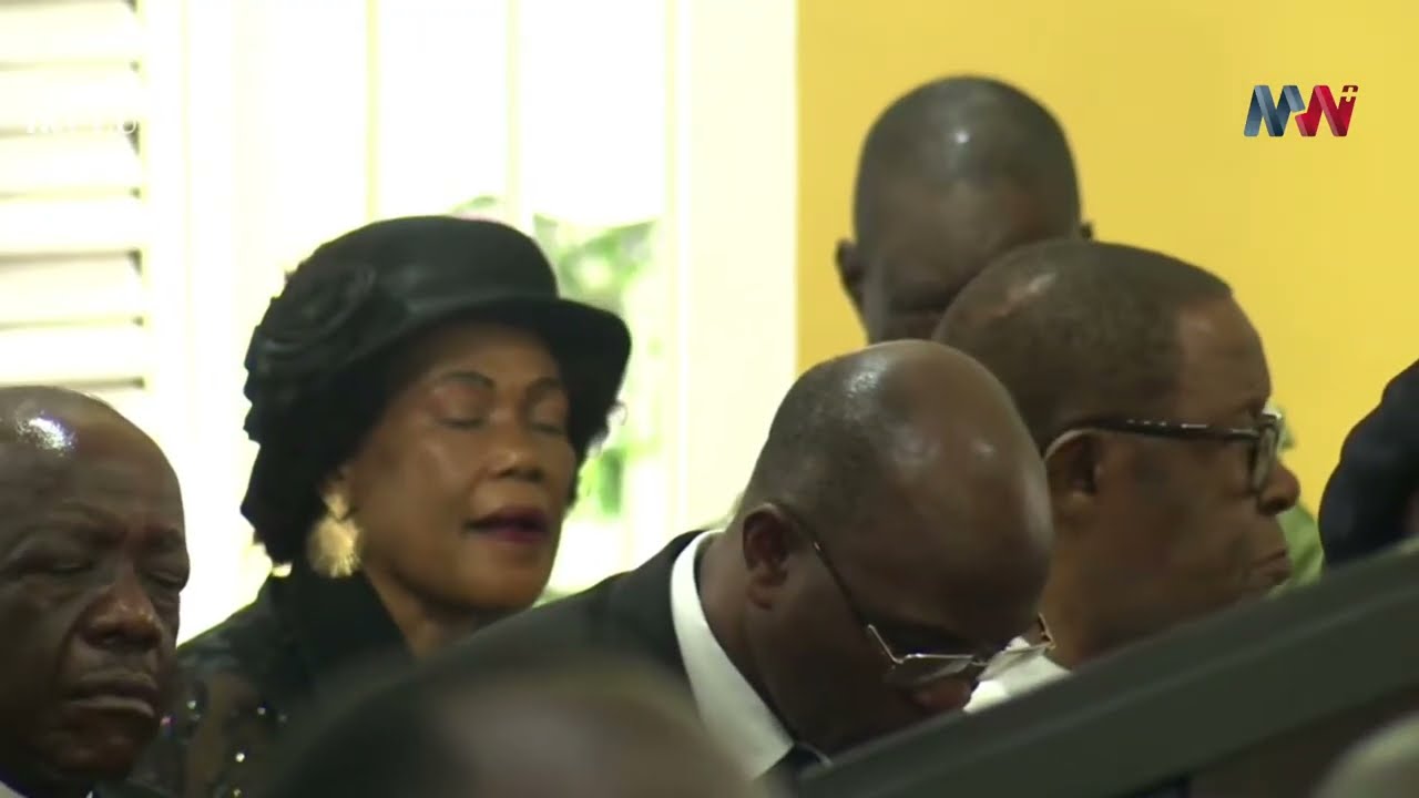 ASKOFU PISA ATOA TAFAKARI NZITO MISA YA KARDINALI PENGO, FATHER KITIMA ATOA MAKARATASI MBELE YA RAIS