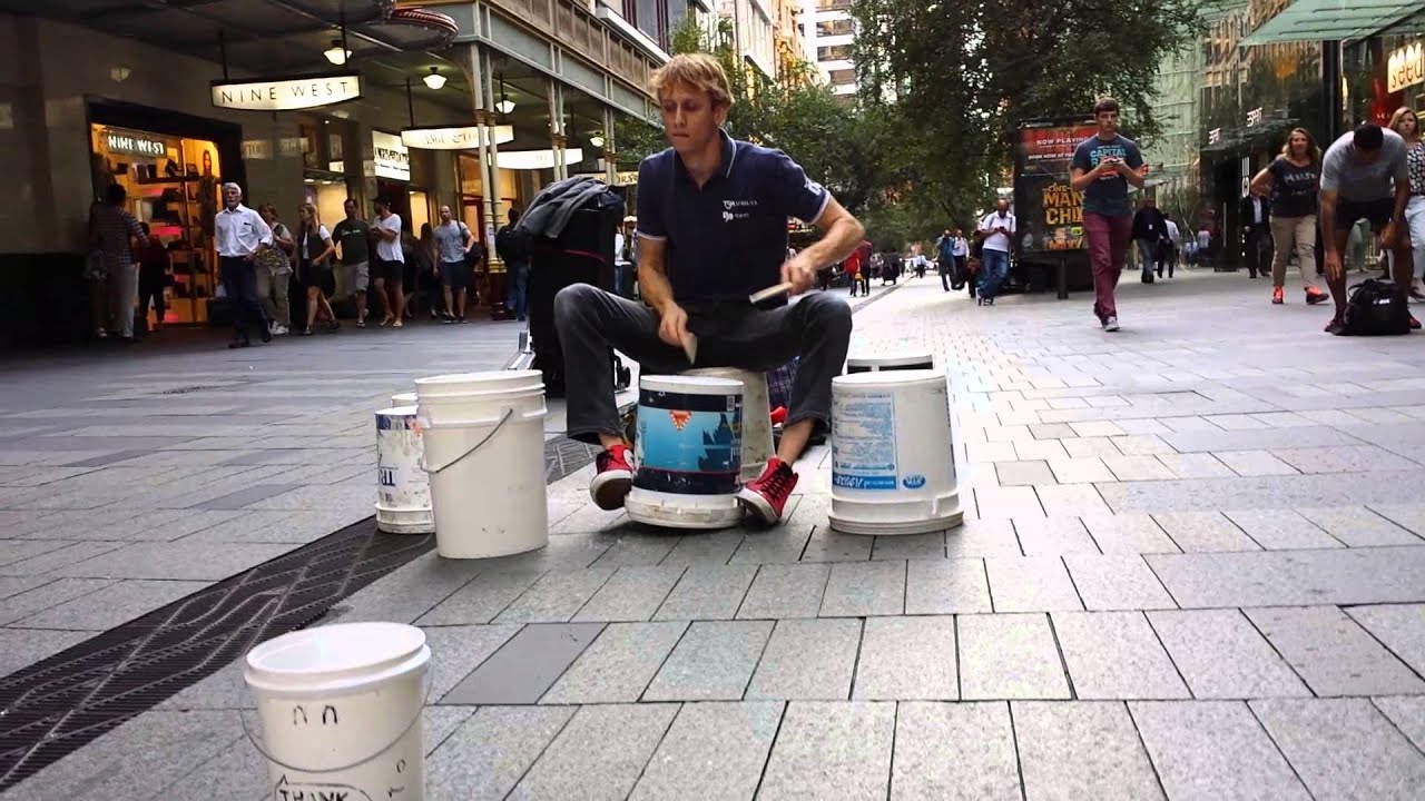 Bucket Groove - Gordo Bucket Drumming