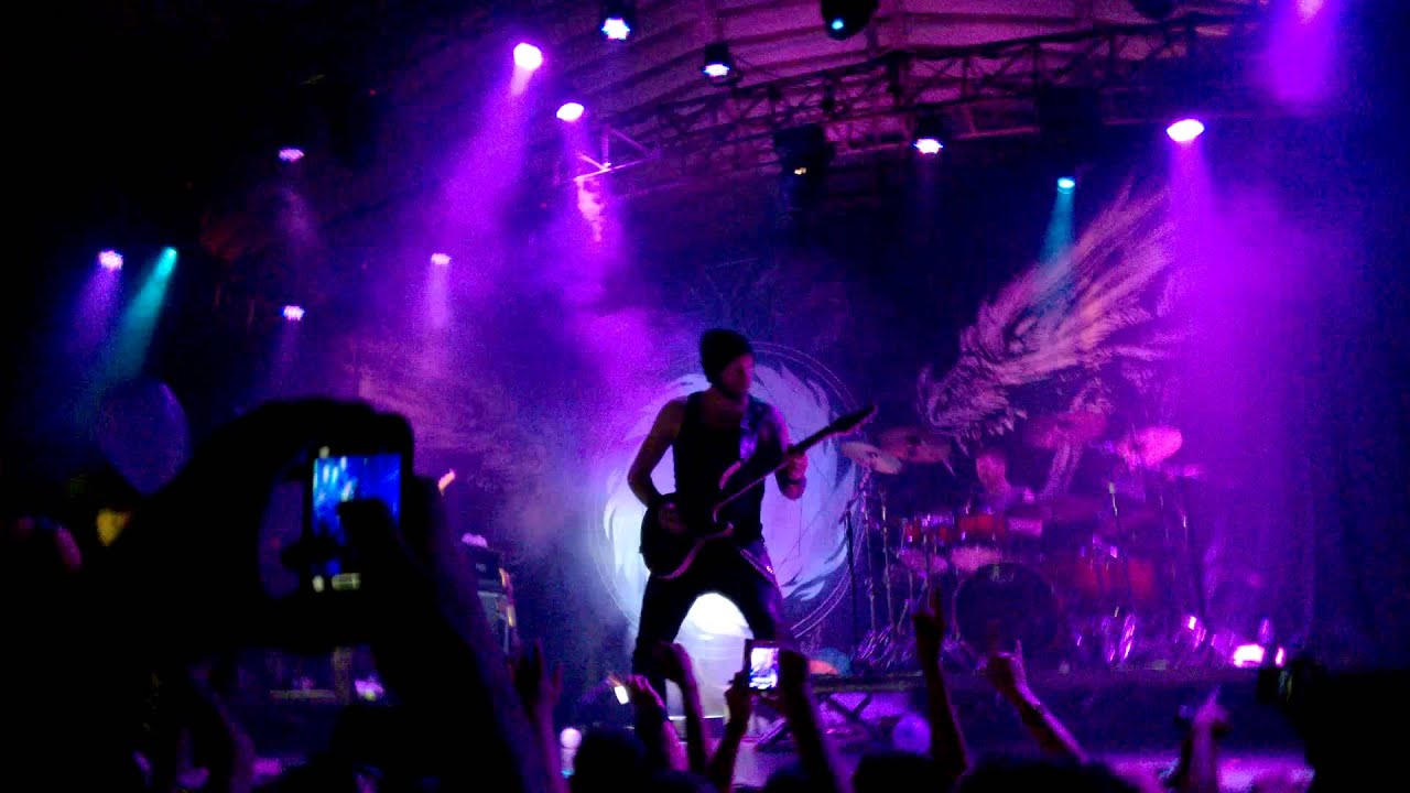 Within Temptation - Dangerous (Feat  Howard Jones)   (Live in Rio - Circo Voador )