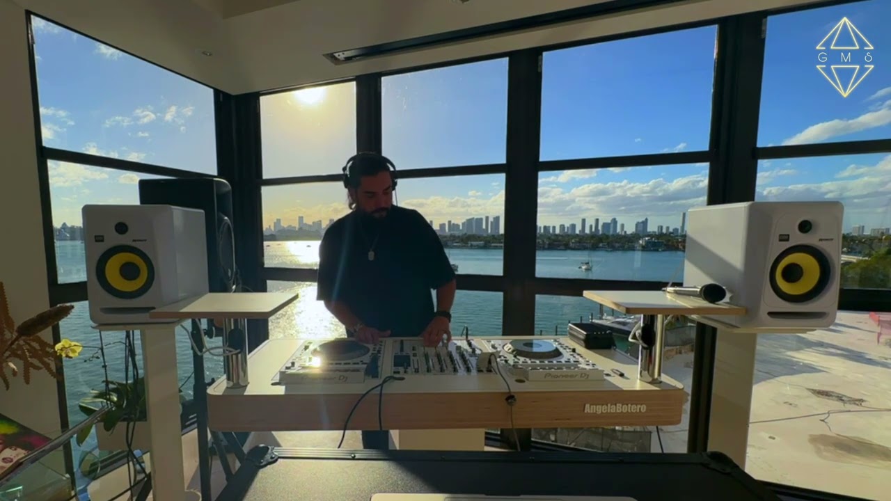 MIAMI Giovanny Aparicio &ndash; Sunset DJ Set | Live from Miami with Angela Botero