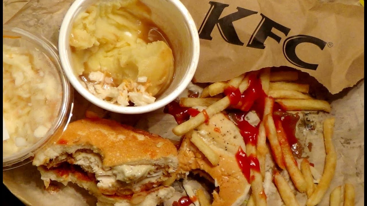 KFC Eating ++ B.O.S.S. ++ Coleslaw ++ Mash & Gravy ++ French Fries