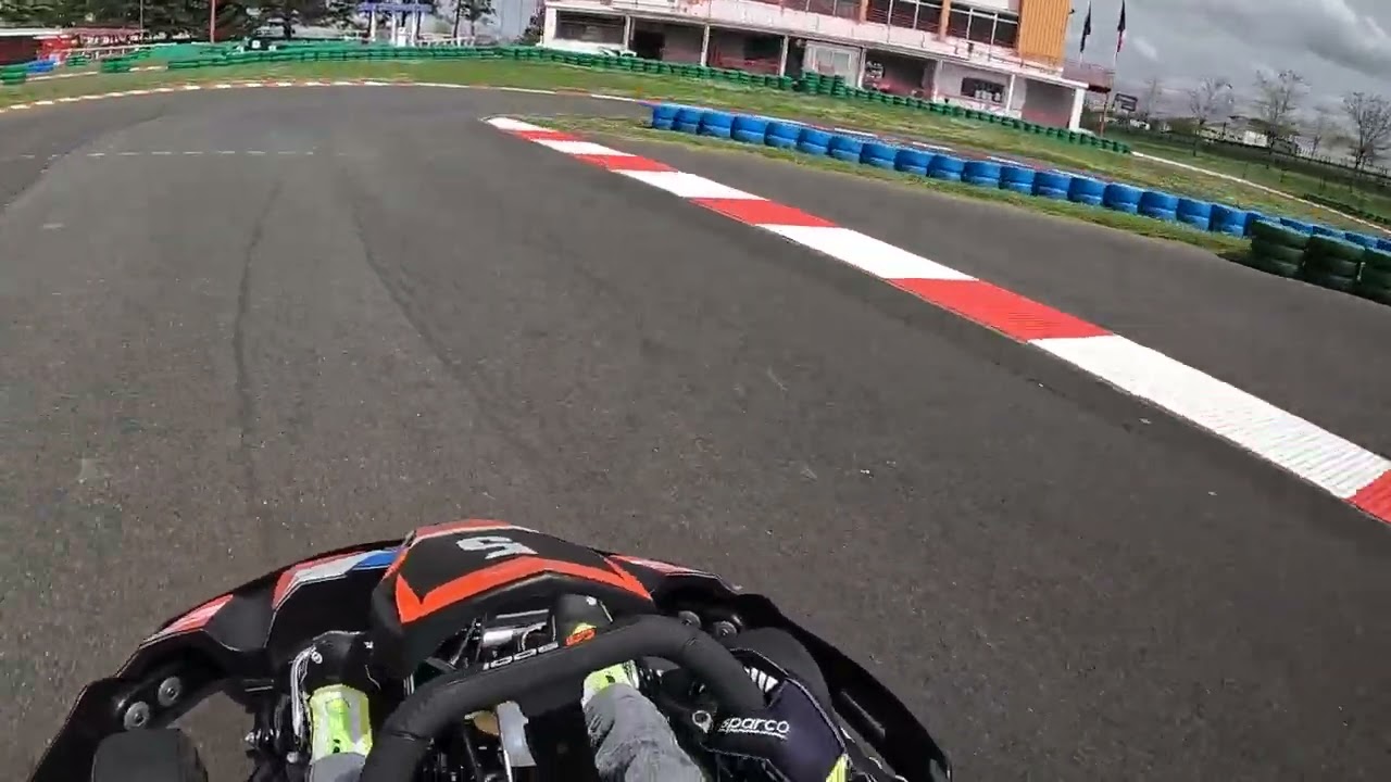 retour à Magny-Cours .. rotax 22cv