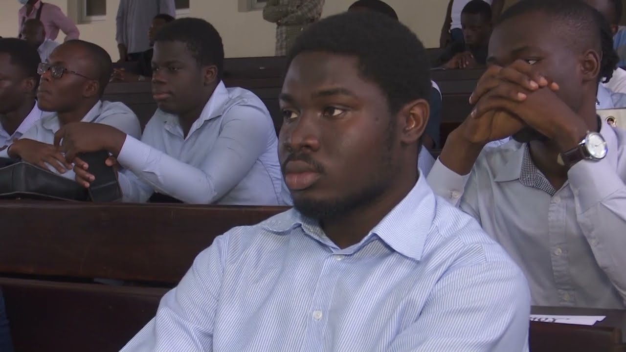 Enseignement Supérieur : 90 élèves admis à des concours internationaux reçoivent leurs certificats