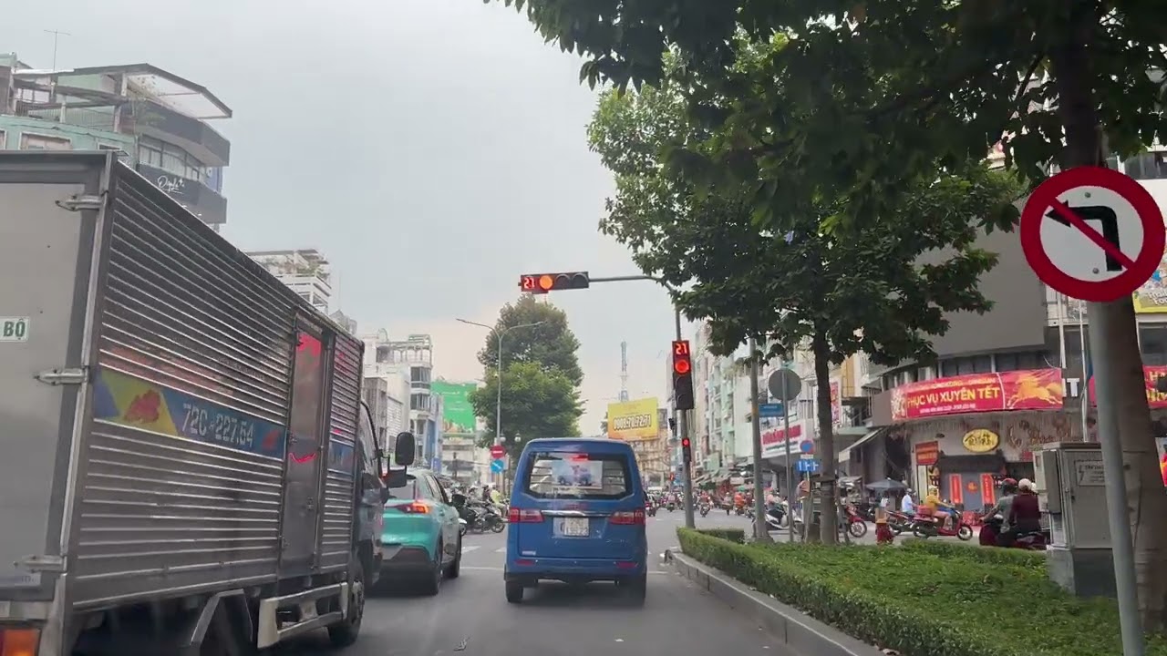 Hồng Bàng quẹo Trần Hưng Đạo đến ngã tư đèn 5 ngọn/Chợ Phùng Hưng ngày 24 Tết Bính Ngọ (11/02/2026)