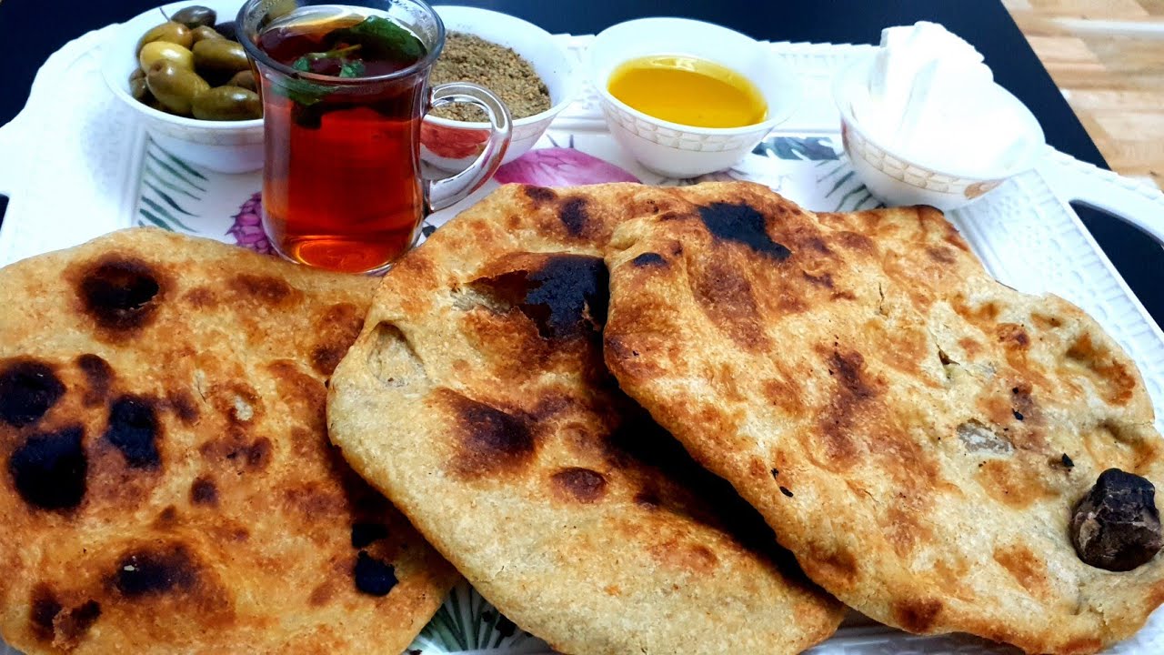 الملتوت الفلسطيني 😍 الخبز بالزيت بطريقة الطابون والنتيجه غرااااام😘