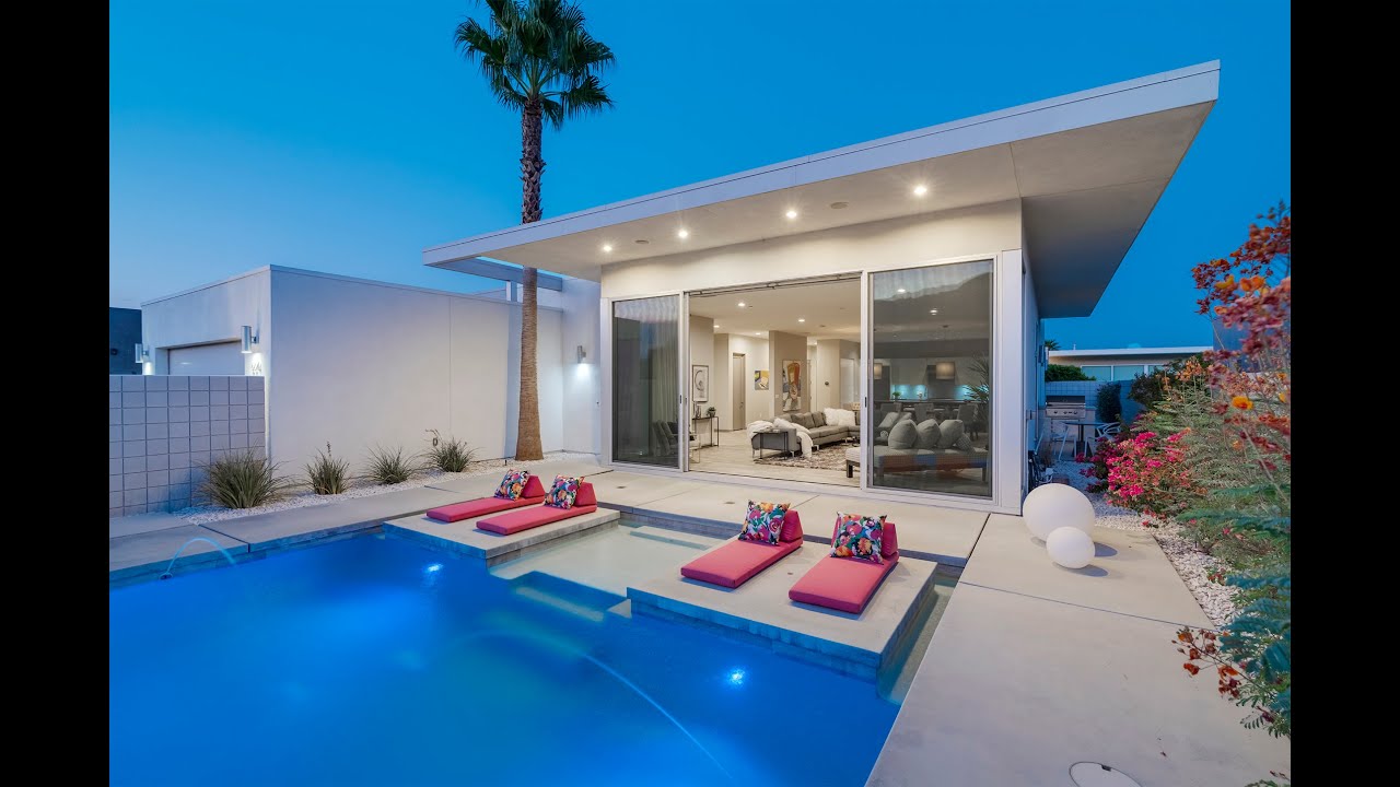 JUST LISTED!!! The unparalleled modern architecture and immaculate finishes by Alta Verde.