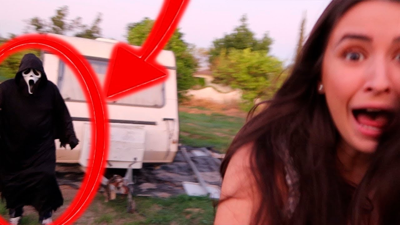 EL ENMASCARADO ME PERSIGUE POR EL BOSQUE SOLITARIO *Estaba Buscando A Mi Madre*