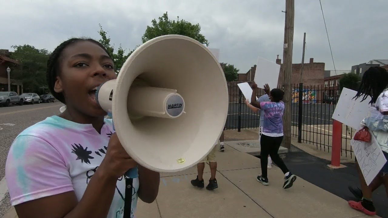 32nd annual Peace Parade gives kids a voice in the fight against violence