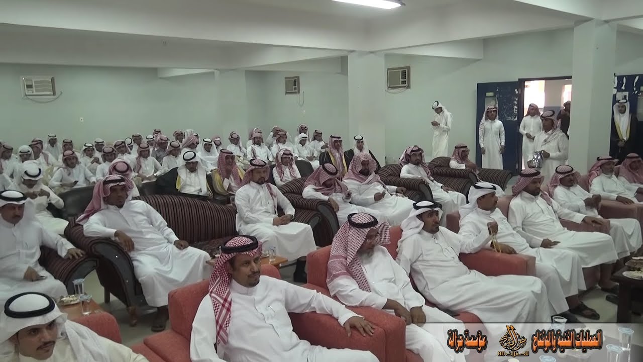 حفل تخرج الدفعة الثانية من نظام المقررات بمدرسة الإمام الشاطبي الثانوية
