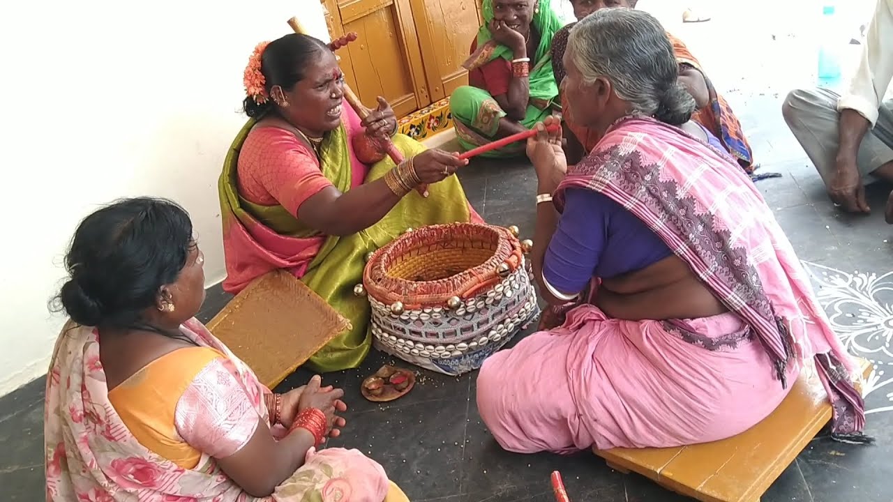 Nagarkurnool: భవిష్యవాణి వినిపించిన వారి భవిష్యత్తు ప్రశ్నార్ధకం: కనుమరుగవుతున్న ఎరుకలి సోది