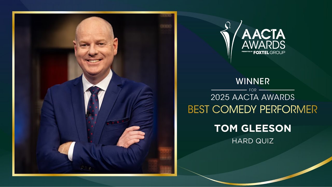 Tom Gleeson Fights with Charlie Pickering as he Accepts the AACTA Award for Best Comedy Performer