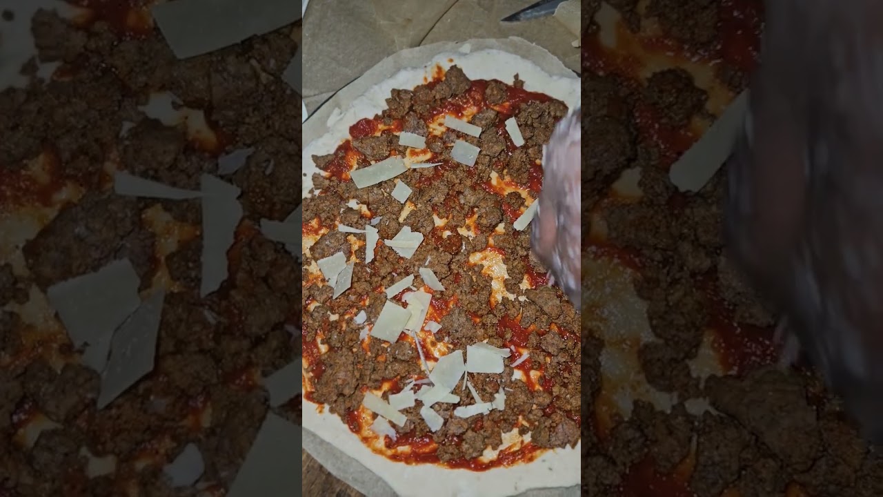 MY COOKING SKILLS: MAKING HOT HOMEMADE PIZZA FOR THE COLD WEATHER YUM