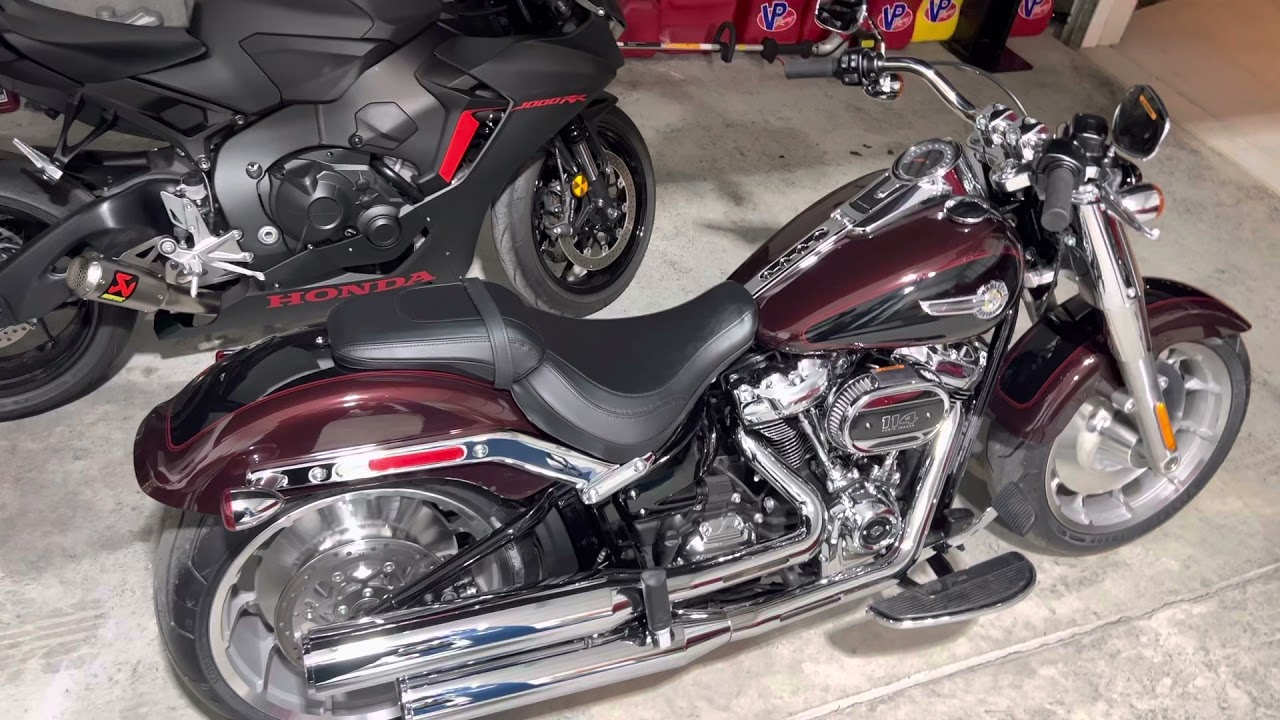 2022 Harley Davidson Fatboy Midnight Crimson and Vivid Black Paint Walk Around