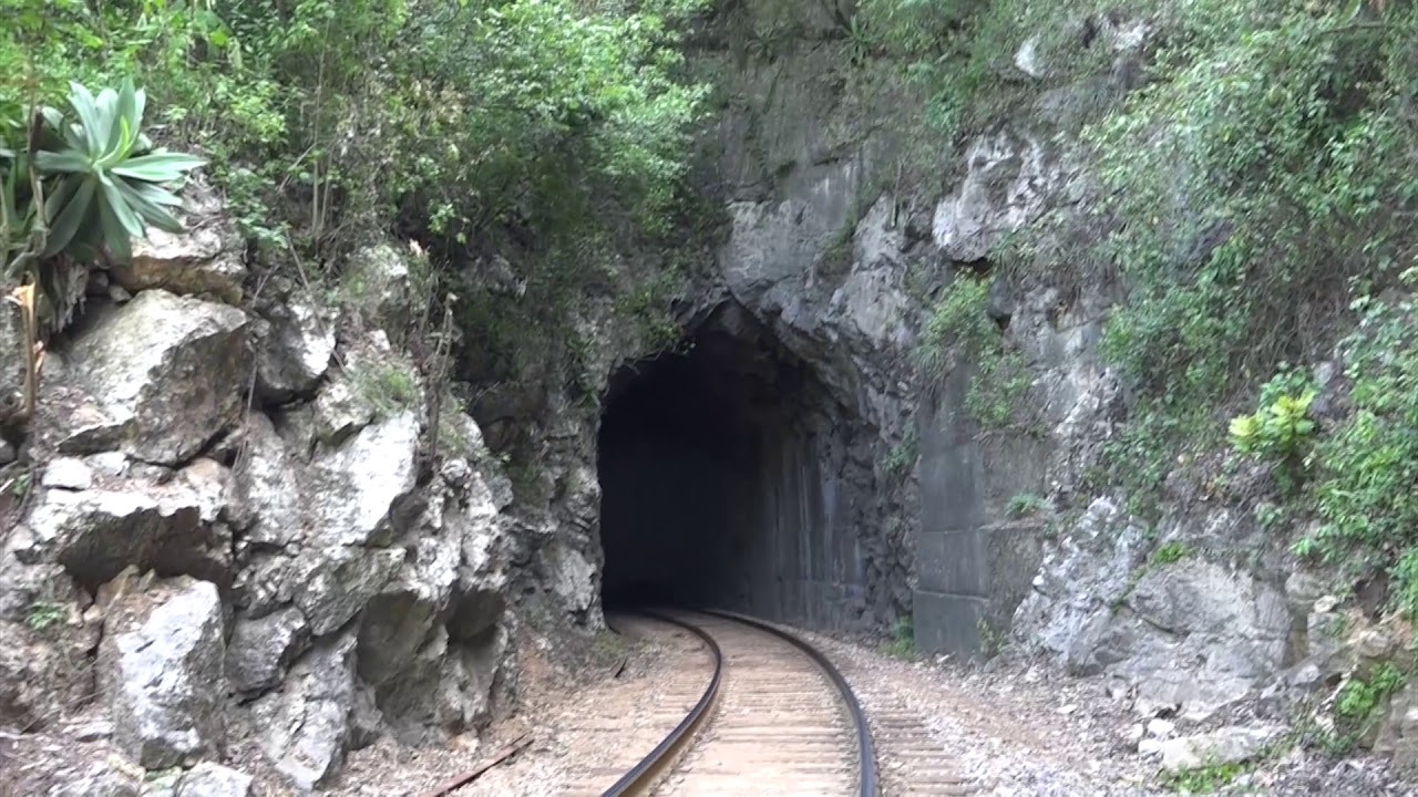 Túneles 1 y 2 de Rayón, S.L.P.  Vías del ferrocarril San Luis - Tampico