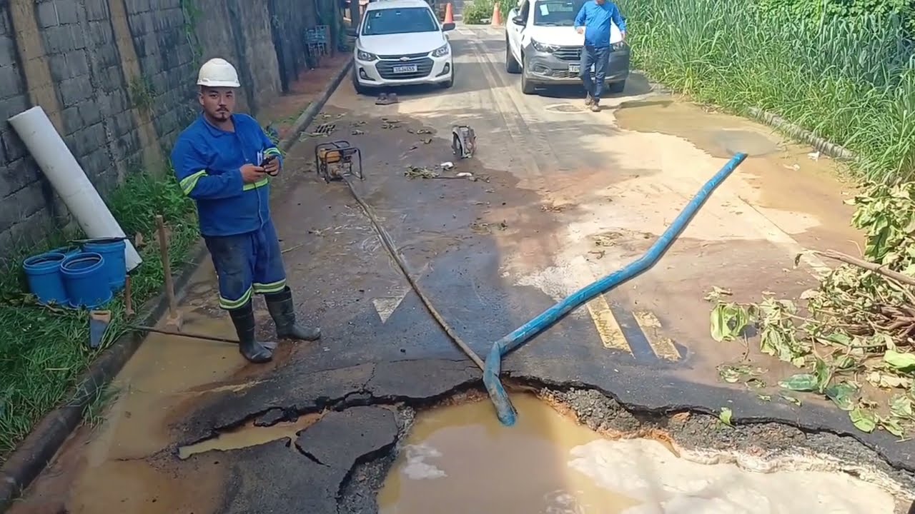  KABELO RETRO ESCAVADEIRA FAZENDO O IMPOSSÍVEL! Você Já Viu Isso?