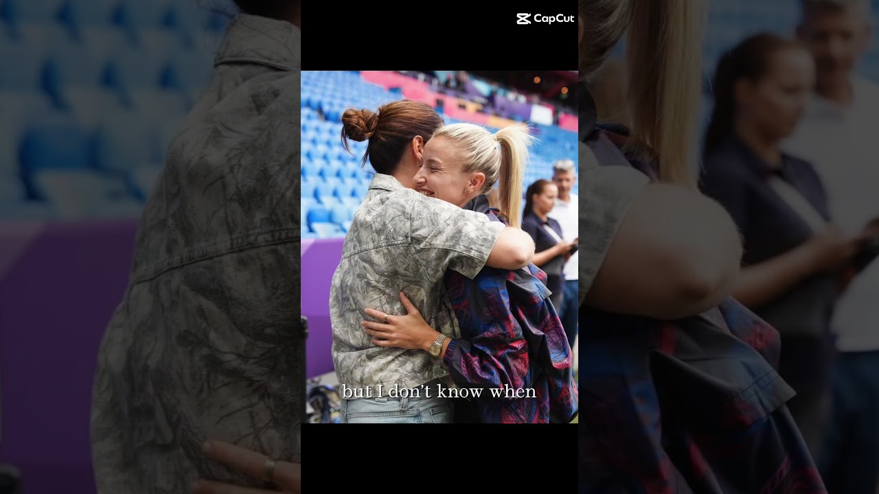 Leah and Jen. #arsenalwfc #leahwilliamson #jenbeattie