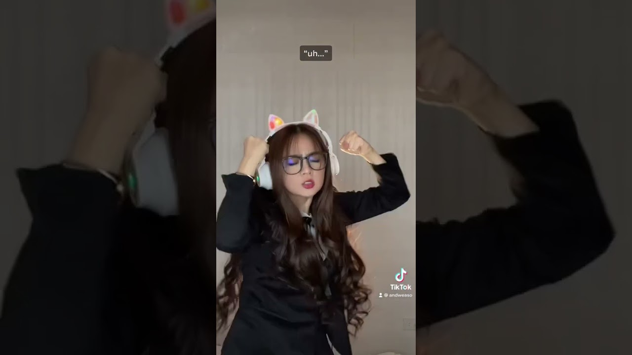 pov: you found the nerd dancing in the classroom
