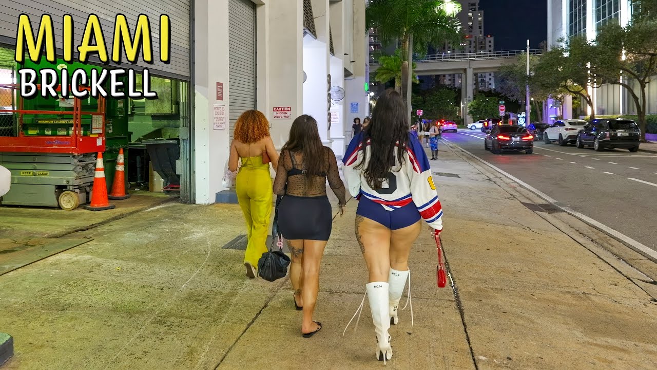 Brickell Miami | Nighttime Vibes in the Heart of the City
