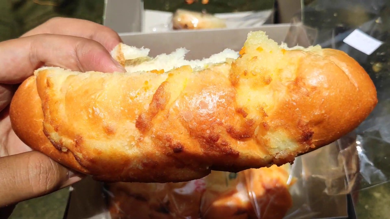 SALAH SATU TOKO ROTI PALING LARIS DI SEMARANG , ROTI ARTIS MiNGGIR!! SWISS HOUSE BAKERY