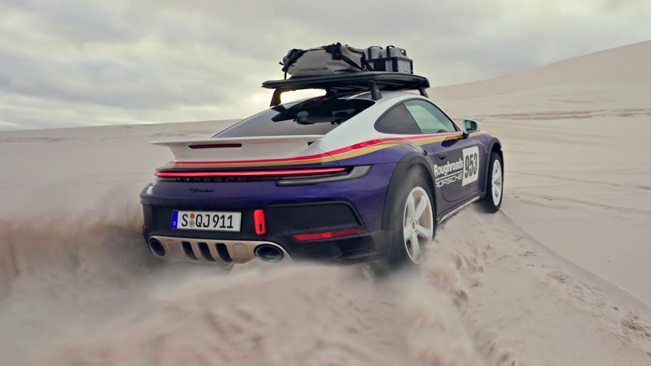 Porsche 911 Dakar Rallye in the DESERT